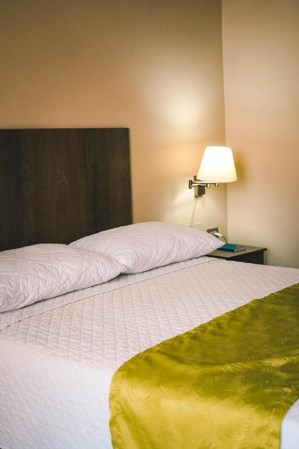 Hotel Manta Beach Madrigal ภายนอก รูปภาพ